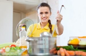 Read more about the article Expert Cooking Services Chandigarh for Fresh and Healthy Meals at Home